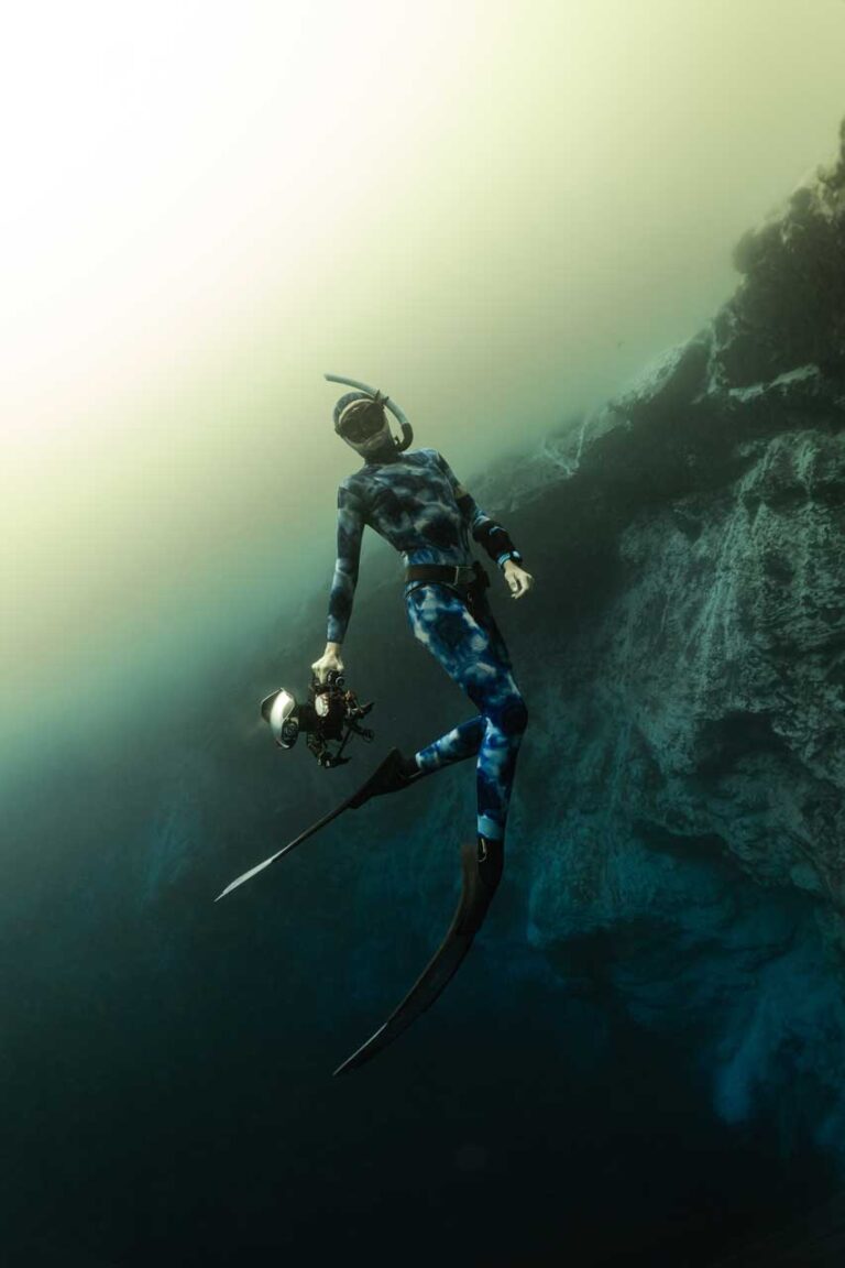 underwater photographer tulum freediving laguna kaanluum