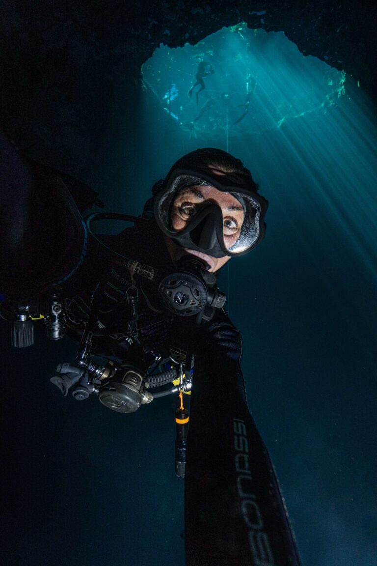 full cave diver cenote mexico